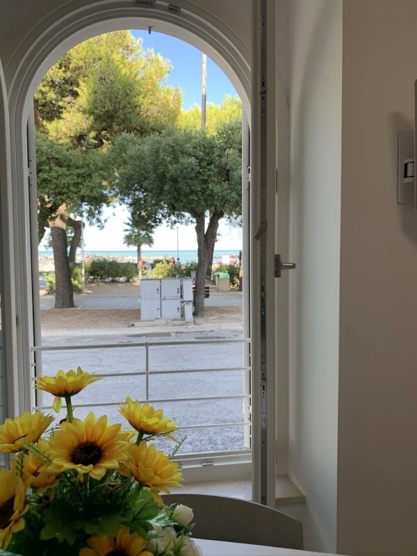 mieszkanie z widokiem na morze Włochy