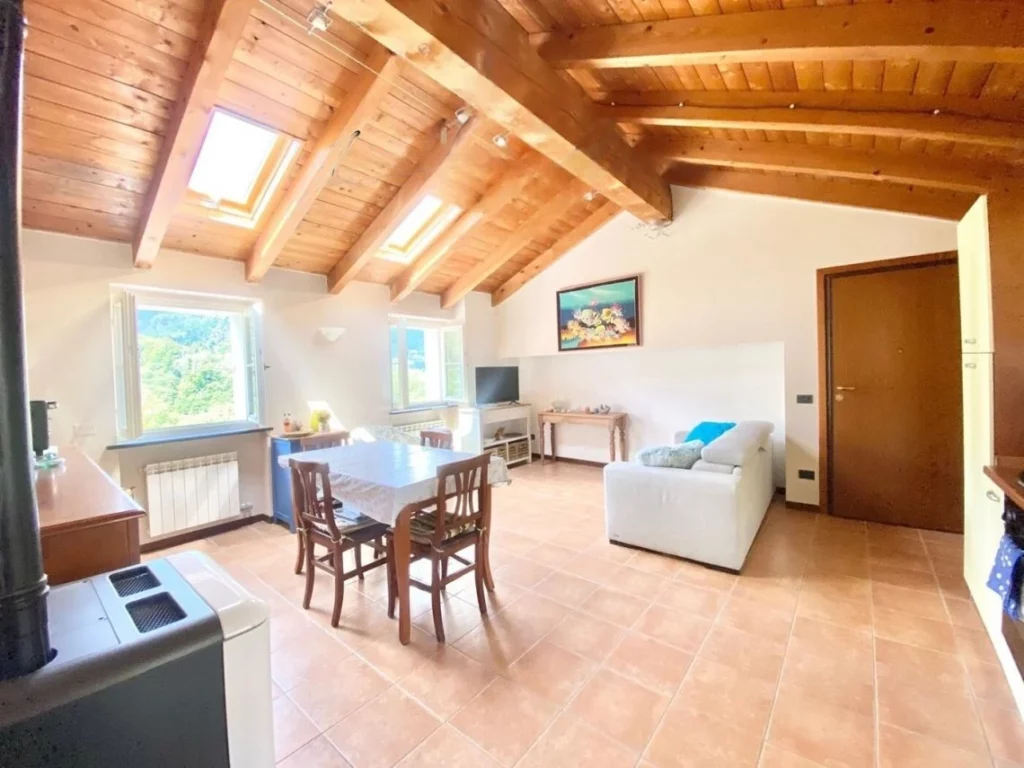 Liguria mieszkania na sprzedaż 4
