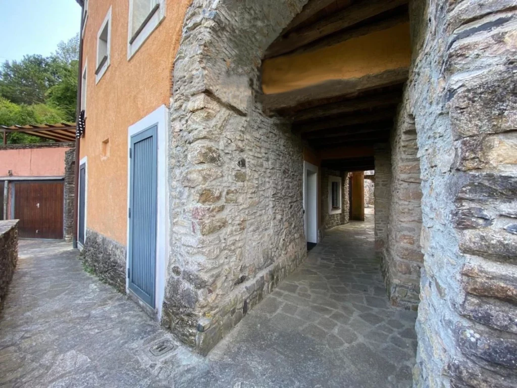 Liguria mieszkania na sprzedaż 8